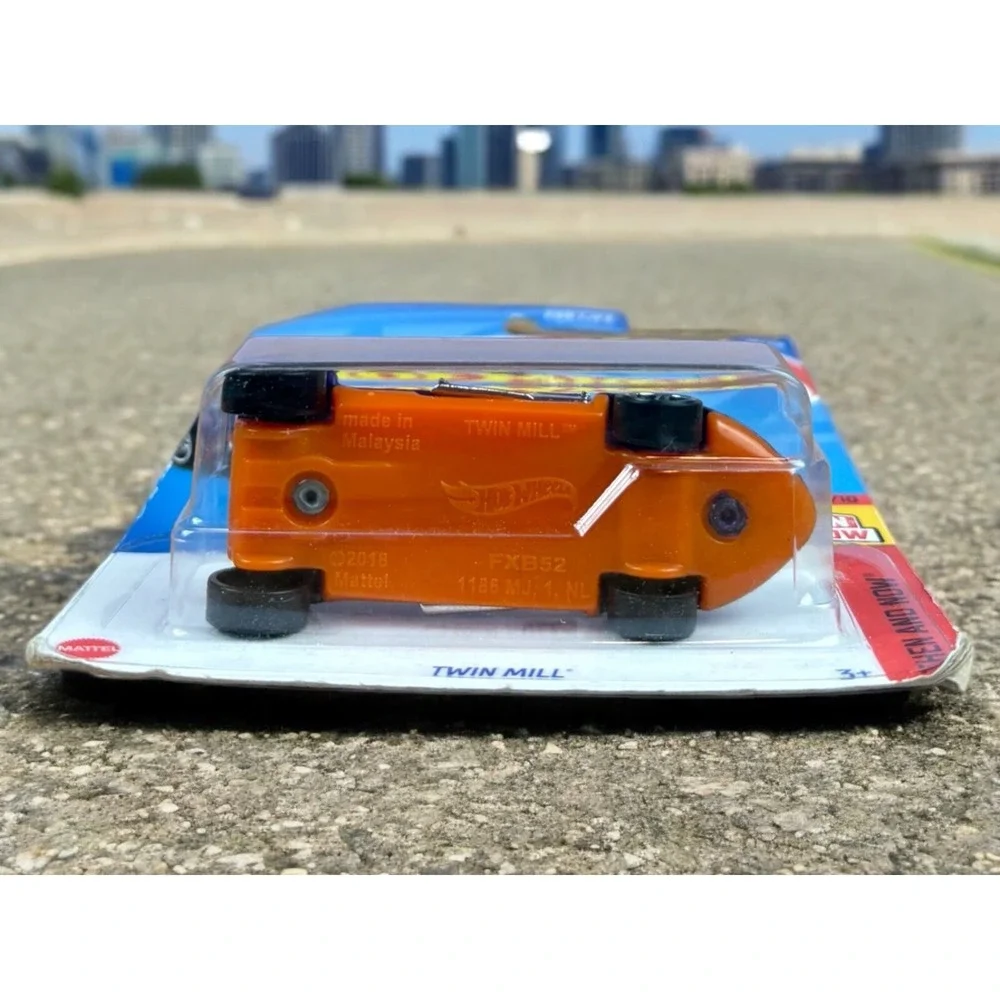Hot Wheels 2022 Then And Now Series #2/10 Twin Mill 1:64 Scale Diecast